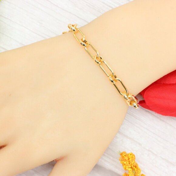 "Trendy Handmade Bracelet – A Thoughtful Gift for Girls & Women | UNVRC1545 - Picture 8 of 10